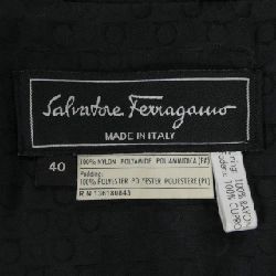 Áo khoác lông vũ SALVATORE FERRAGAMO - Hàng hiệu Authentic 823142