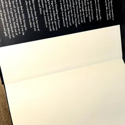 Sách cũ (có ố) Lady in Waiting: My Extraordinary Life in the Shadow of the Crown  723356