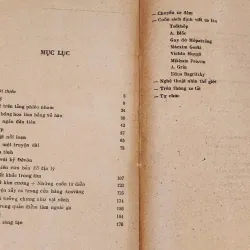 Konstantin Georgiyevich Paustovsky - tập truyện ngắn BÔNG HỒNG VÀNG (295 trang) 709261
