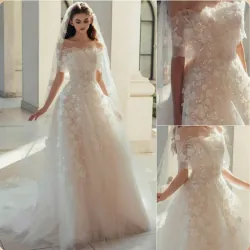 Váy cô dâu quây tách rời, size S, váy trắng ánh lên màu hồng nude 