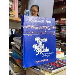 Form in Tonal Music : An Introduction to Analysis - Douglass M. Green 553198