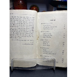 Ly hôn 1997 mới 50% ố vàng bụng xấu Nhiều tác giả HPB0906 SÁCH VĂN HỌC 915103