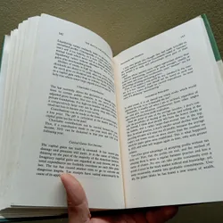 The battle for investment survival, sách ngoại văn tiếng Anh english book  729994