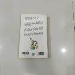 Hoa hồng giấu trong cặp sách 993907