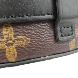 Túi xách vai Louis Vuitton Monogram (N°7) Wheel Box M59706 609863