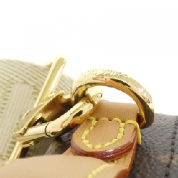 Túi đeo chéo Louis Vuitton Monogram Utility M80446 609235