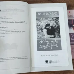 Tiểu thuyết Anh: LẮNG NGHE TIẾNG YÊU (281 trang) 720022