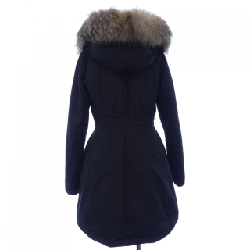 Áo khoác lông vũ MONCLER 635199