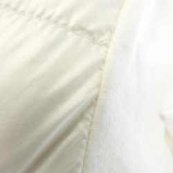 Áo khoác lông vũ MONCLER 637273