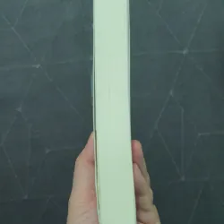 "Một nửa đích thực" (new) - John Marrs (Nhã Nam) 752940