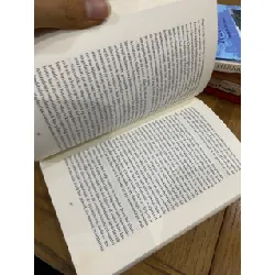 Wie Vlucht En Wie Blijft ( Dutch ) - Elena Ferrante 560740