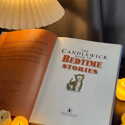 Sách bìa cứng The Candlewick Book of Bedtime Stories 306591