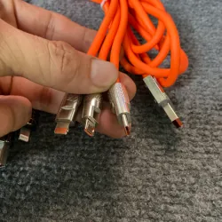 Dây cáp sạc 4 in 1 + 1 sạc 3 chui 658147