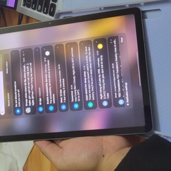 Samsung tab s9 fe 8/256gb màu đen 10.9 inch còn bảo hành hơn 12 tháng, sử dụng tốt 493389