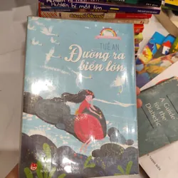 Đường ra biển lớn" của tác giả Tuệ An 568837