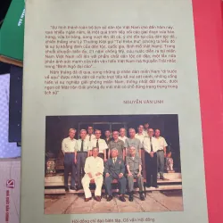 Chung Một Bóng Cờ  996485