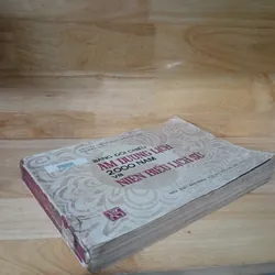 Bảng Đối Chiếu Âm Dương Lịch 2000 Năm Và Niên Biểu Lịch Sử (Xb 1976) 734079