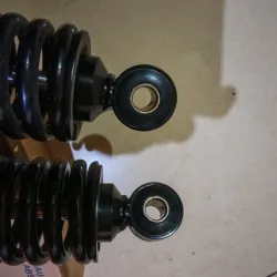 Bán phuộc sau, fullbox mới toanh 99%, cao 355mm. 
600k. 1025903