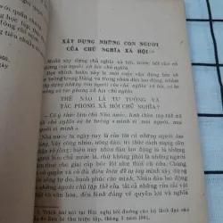 Tác giả HỒ CHÍ MINH- Về TƯ CÁCH người Đảng viên Cộng Sản. Nxb Sự Thật năm 1988 970853