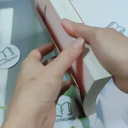 Gần Mặt Cách Lòng - Tạ Hồng 744733