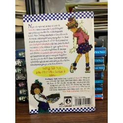 Junie B. Jones có con quái vật dưới gầm giường- Barbara Parh 674833