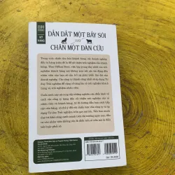 DẪN DẮT MỘT BẦY SÓI HAY CHĂN MỘT ĐÀN CỪU- Tiffani Bova 788951