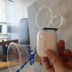 Cần bán Airpods pro gen 2, pin trâu , sạc k dây