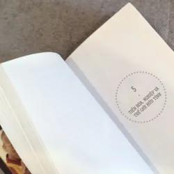 VŨ TRỤ Trong Một NGUYÊN TỬ - Đạt Lai Lạt Ma 721144