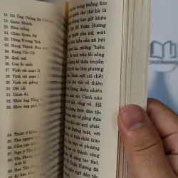 Hồ Xuân Hương - Tác giả và tác phẩm văn học dành cho học sinh tham khảo - Nguyễn Bích Thuận biên soạn 798327