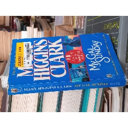 The Queen of Suspense MARY HIGGINS CLARK 697340