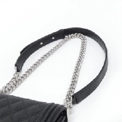 Túi xách vai Boy Chanel AS0130 608252