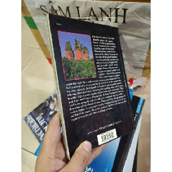 Along the Royal Roads to Angkor 910322