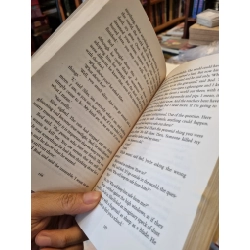 THE GRAVEYARD BOOK - Neil Gaiman 222287