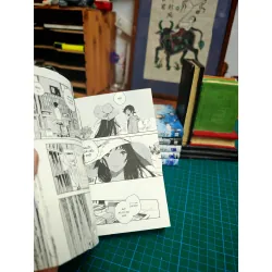 TRUYỆN TRANH NGƯỜI LẠ DƯỚI GIÓ XUÂN 377031