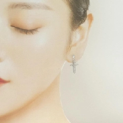 K18WG Bông tai kim cương chéo 1.00CT - Hàng hiệu Chính hãng 869426