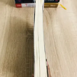 THIÊN TÀI BÊN TRÁI KẺ ĐIÊN BÊN PHẢI 1004295