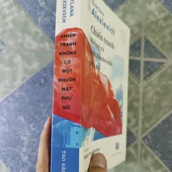 Chiến tranh không có một khuôn mặt phụ nữ - Svetlana Alexievich 789123