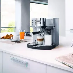 Máy pha cà phê De'Longhi Espresso EC850.M 758170