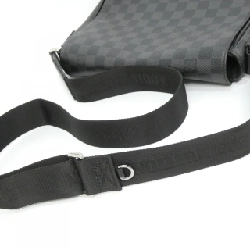 Túi xách vai Louis Vuitton Damier Graphite District PM N42710 - Hàng hiệu Chính hãng 801438
