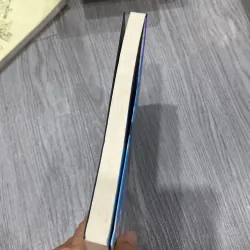 Ngoài kia, trời rất xanh 1027541