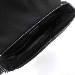 Túi đeo vai Louis Vuitton Taiga District PM M30850 - Hàng hiệu Chính hãng 776462