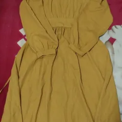 Đầm vàng new 85% 974696