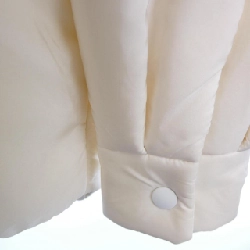 【Khuyến mãi】Áo khoác PRADA 636019