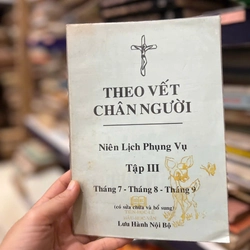 Theo Vết Chân Người I và III 298529