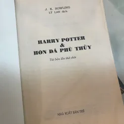 HARRY POTTER VÀ HÒN ĐÁ PHÙ THUỶ - J.K ROWLING  1004890