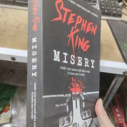 Stephen king - chiếc máy đánh chữ đẫm máu ở vùng núi tuyết 356607