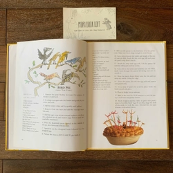Sách ngoại văn Roald Dahl's Revolting Recipes, Used, Bìa cứng 519455