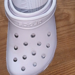 Dép Crocs tím pastel  447481