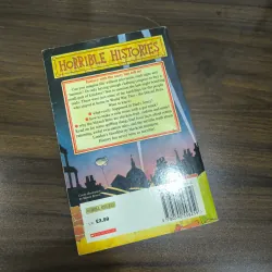 Horrible Histories: The Blitzed Brits - Terry Deary 1035371