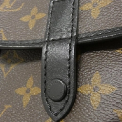 Túi đeo vai Louis Vuitton Monogram Macassar Christopher Wearable Wallet M69404 611219